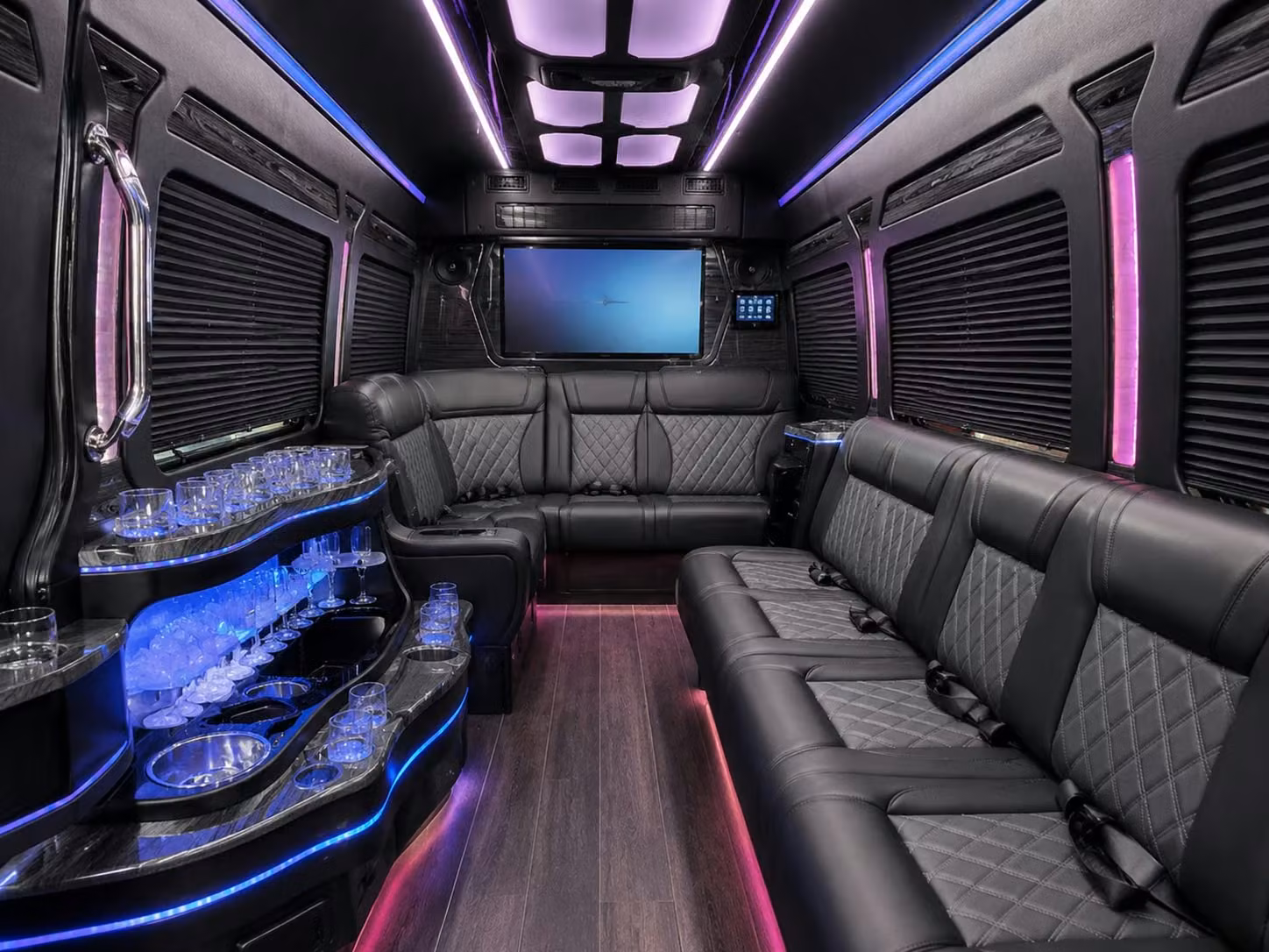 bus rental options for pasadena trips