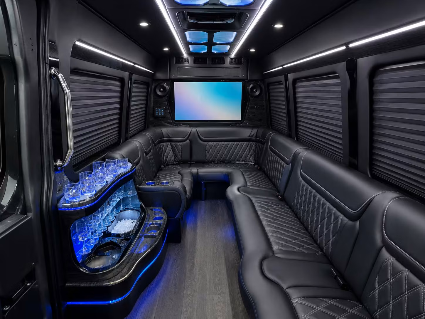 busrentalpasadenaca com helps you book pasadena prom transportation without the usual runaround