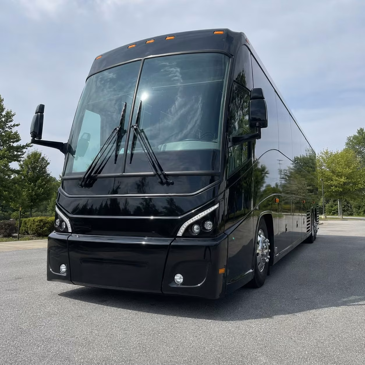 corporate and convention long distance transportation out of the pasadena area